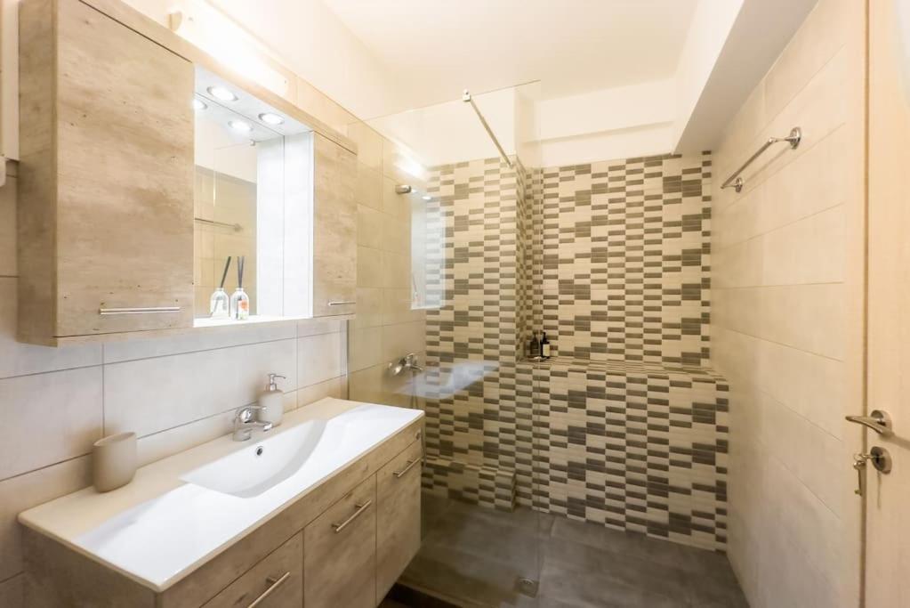 Elegant Athens Downtown Studio Экстерьер фото