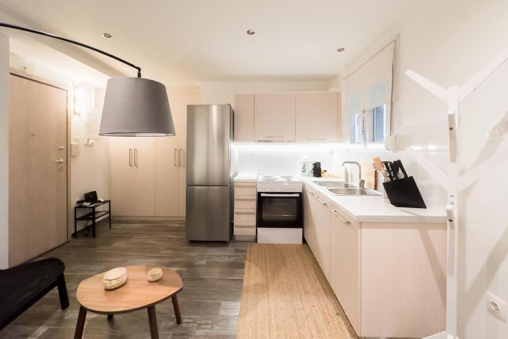 Elegant Athens Downtown Studio Экстерьер фото